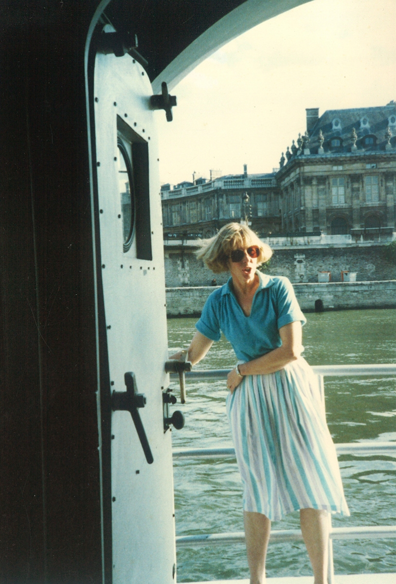 Kathleen Boudreau calling distances, Paris 1989 